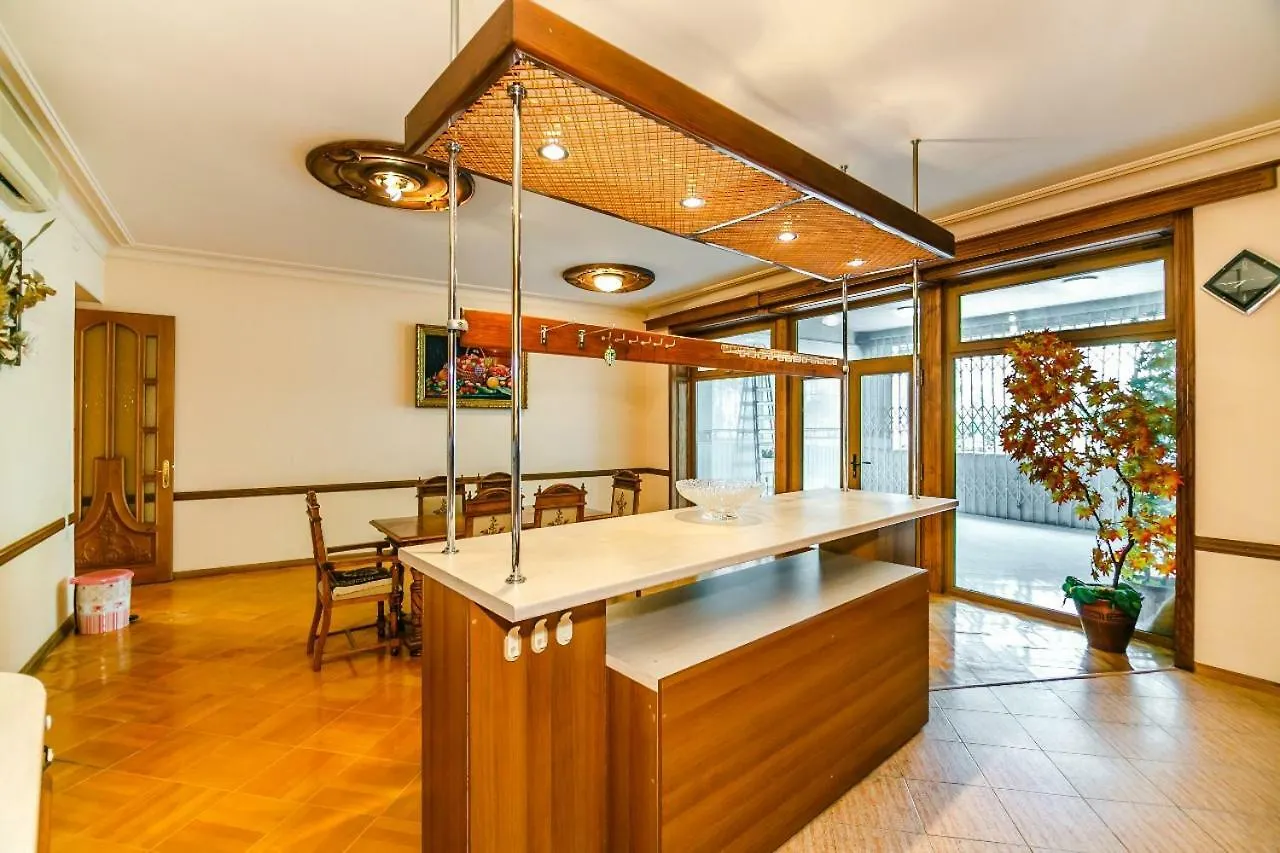 Apartment On Starbucks Coffee Baku 0*,